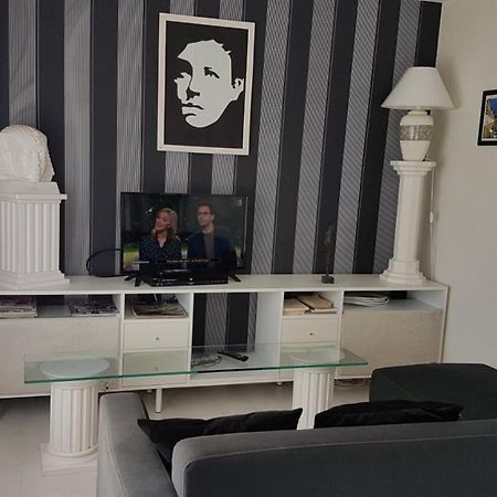 Le Bois Bryas Apartment Revin  Екстериор снимка