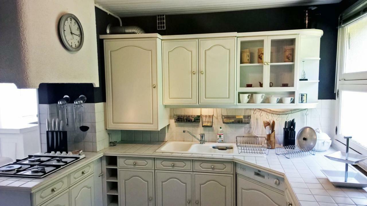Le Bois Bryas Apartment Revin  Екстериор снимка